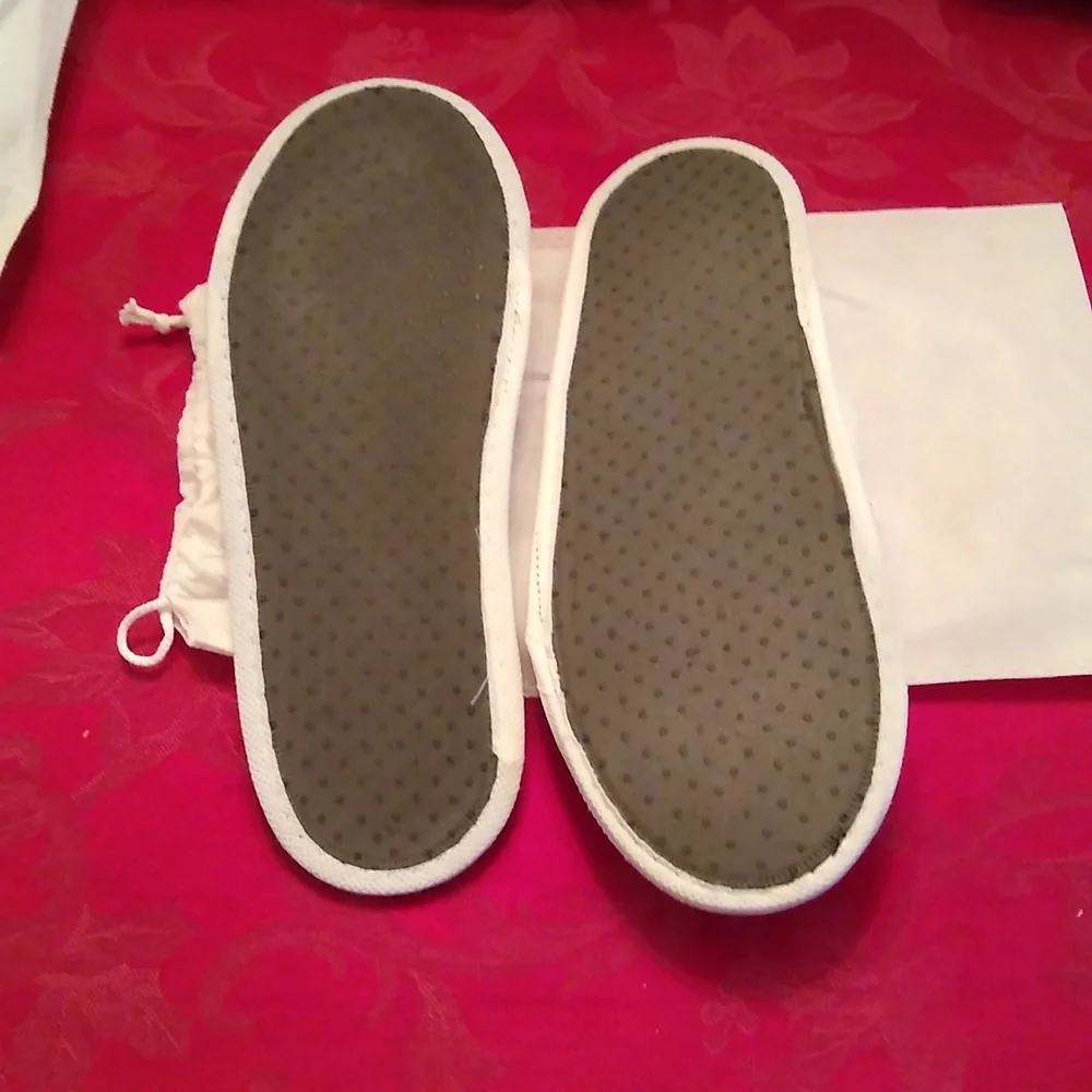 2pr ST.REGIS CAIRO EGYPT Slippers - Picture 3 of 4